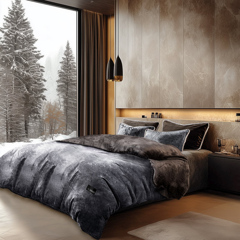 The Amorgos Premium Autumn Velvet Bedding Set